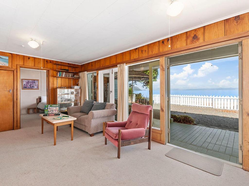 Lake Edge Cottage - Waitahanui Holiday Home 외부 사진