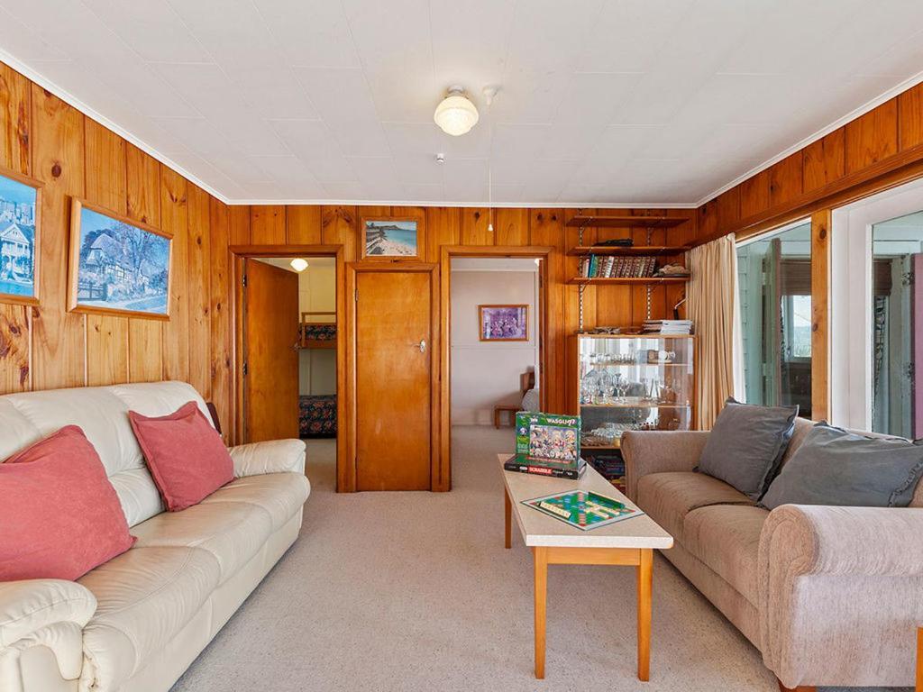 Lake Edge Cottage - Waitahanui Holiday Home 외부 사진